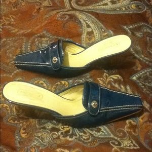 Coach Camryn Patent Leather Teal Kitten Heels